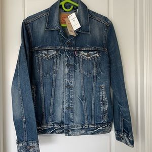 Levi’s Denim Trucker Jacket Medium Wash Size S